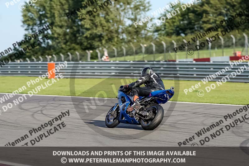 donington no limits trackday;donington park photographs;donington trackday photographs;no limits trackdays;peter wileman photography;trackday digital images;trackday photos